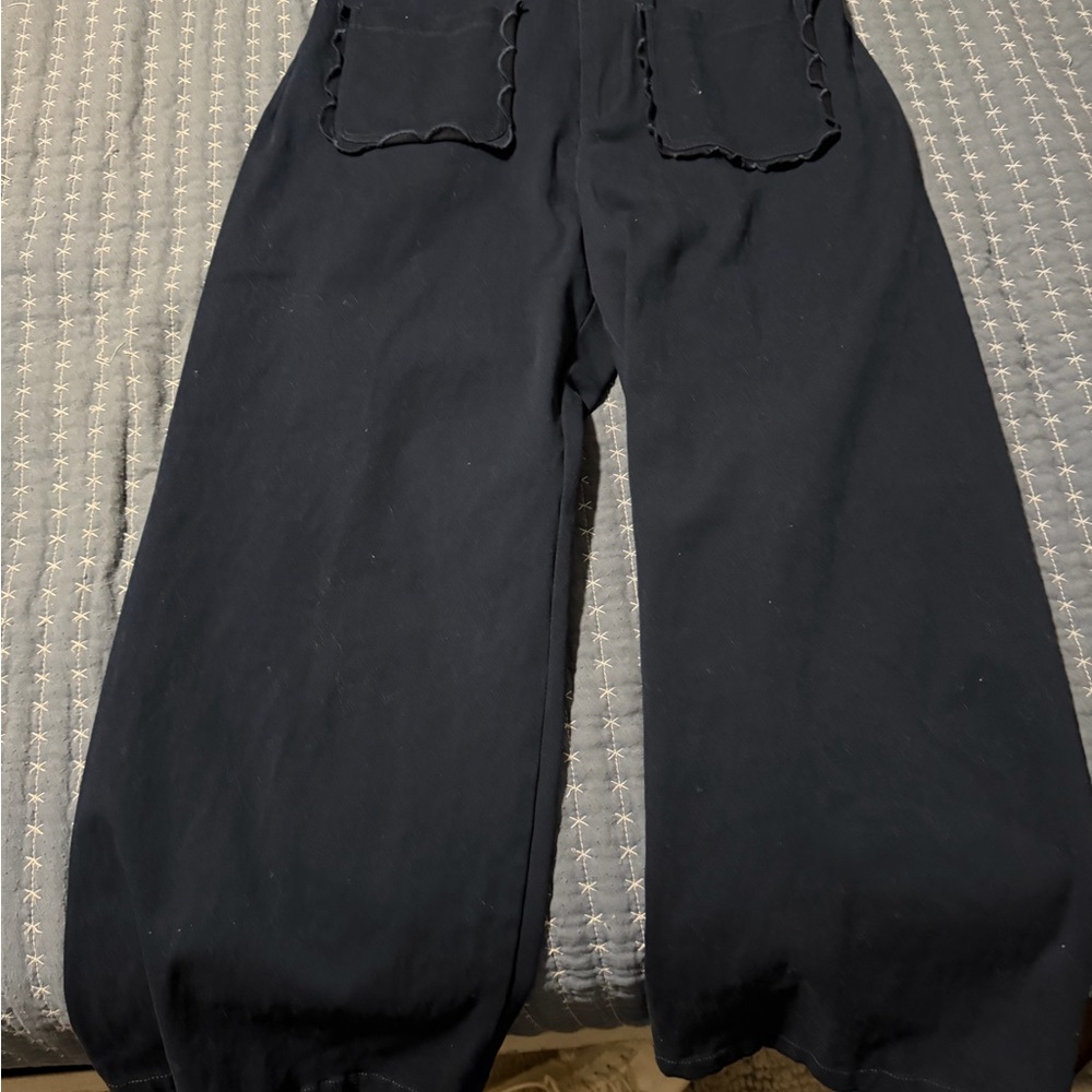 JODIFL Navy Blue Wide-Leg Pants with Scalloped Detail
